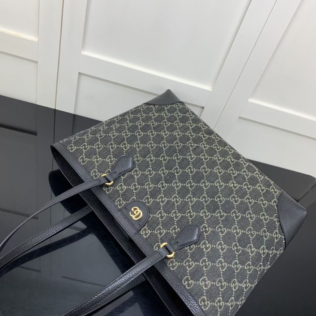 Gucci Shopping Bags